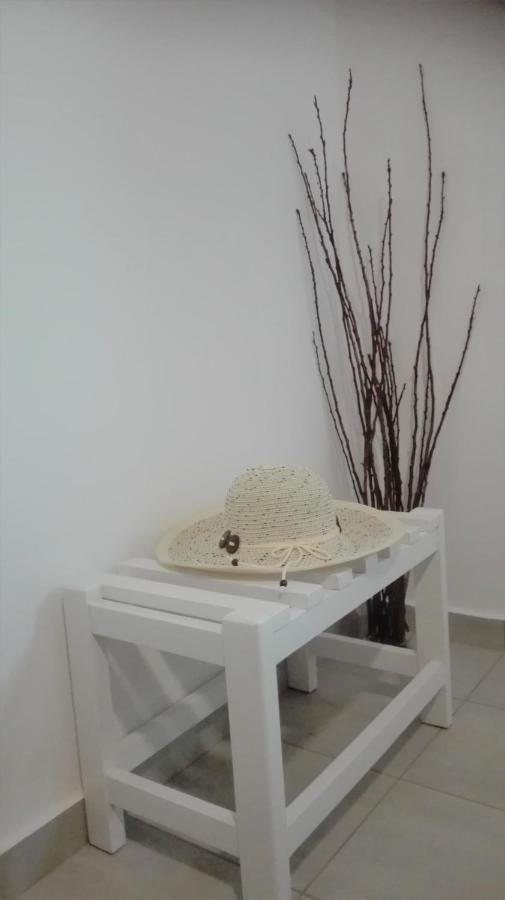 New Sea Escape Boutique Apt-Agii Aposto Li Beach Hriszí Aktí Haniá Kültér fotó