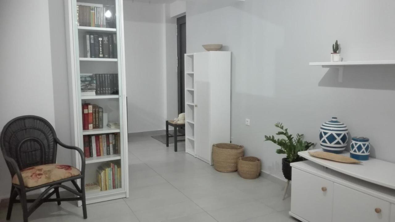 New Sea Escape Boutique Apt-Agii Aposto Li Beach Hriszí Aktí Haniá Kültér fotó
